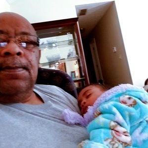 Meet your Posher, Eddie